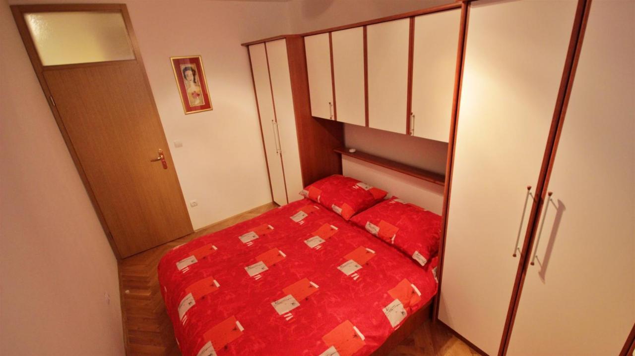 Apartment Jen Omis Luaran gambar