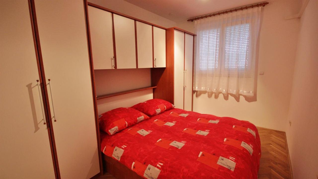 Apartment Jen Omis Luaran gambar