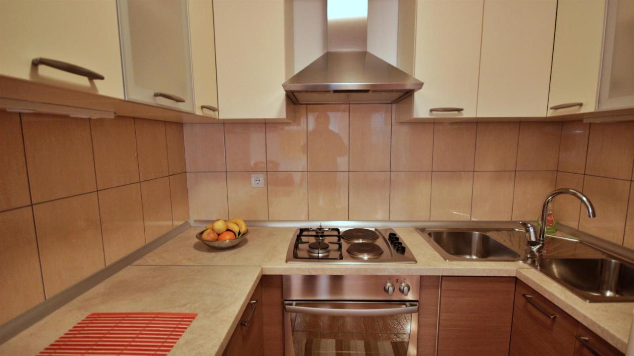 Apartment Jen Omis Luaran gambar
