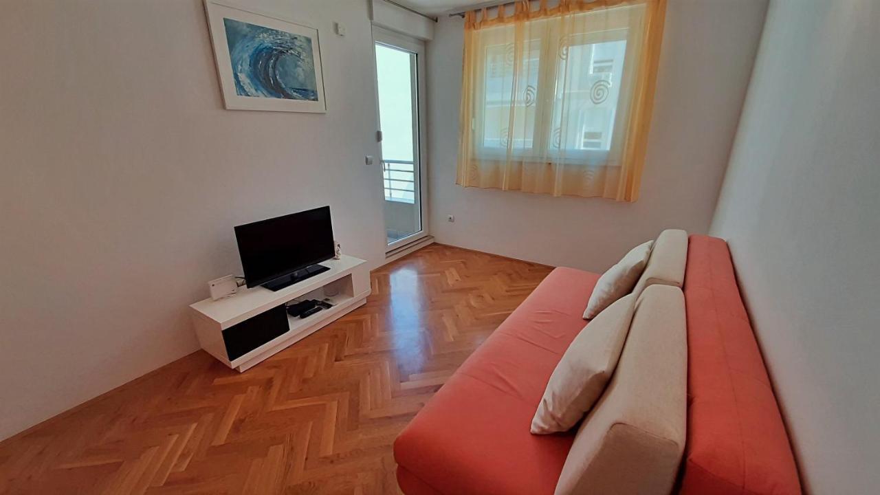 Apartment Jen Omis Luaran gambar