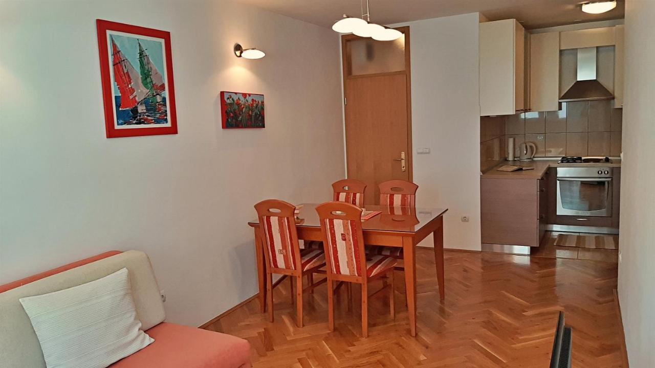 Apartment Jen Omis Luaran gambar