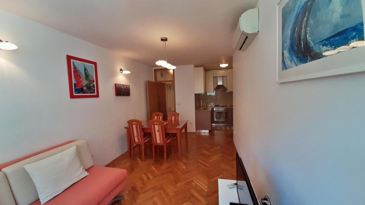 Apartment Jen Omis Luaran gambar